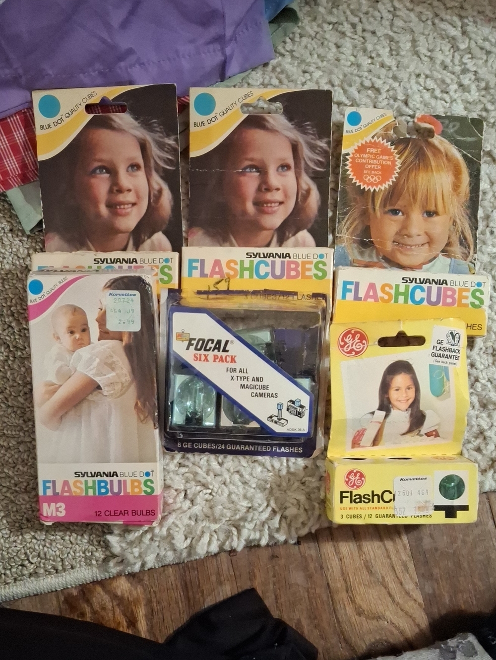 Sylvania Blue Dot Flashcubes - Clear/Blue Pack
